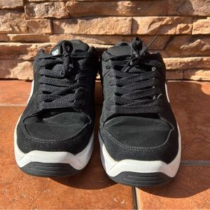 DC sneakers, mens size 11